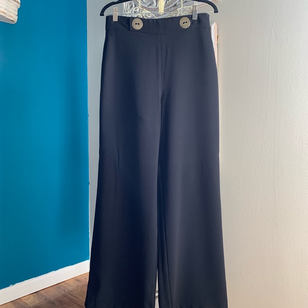 Wide leg pants